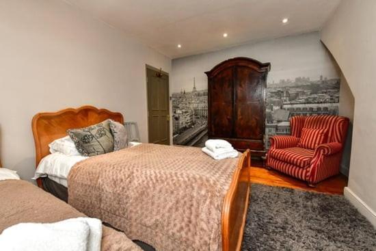 Quirky 4 Bedroom Apartment With Terrace Cardiff Exterior foto